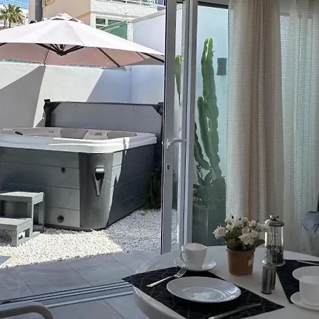 Casa Alegria Yumbo Ferienhaus *